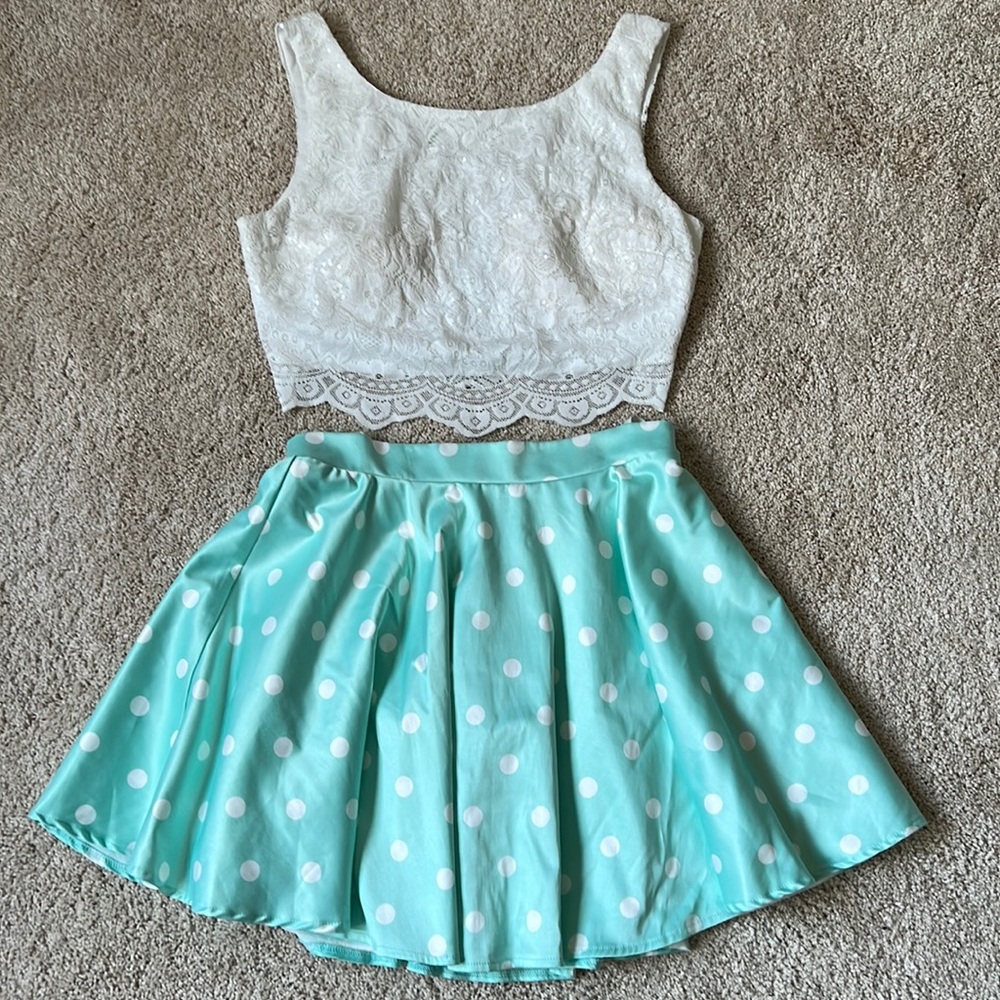 Skirt/top set
